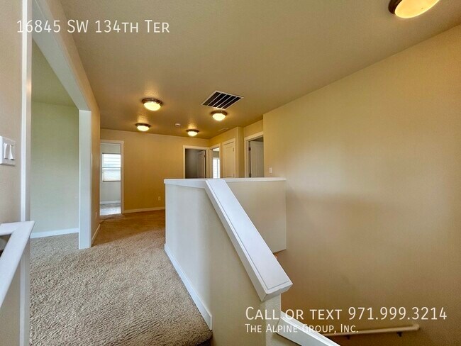 Building Photo - 16845 SW 134th Terrace