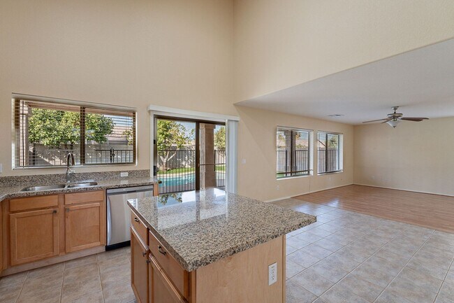 Building Photo - 20434 N 92nd Ln