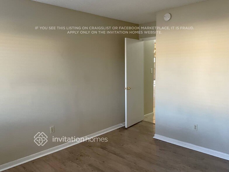 Building Photo - 16027 Eagle River Way