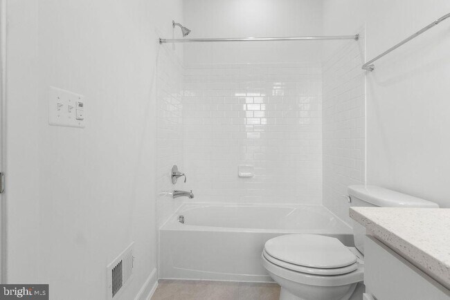 Building Photo - 314 Hazel Alder Ln