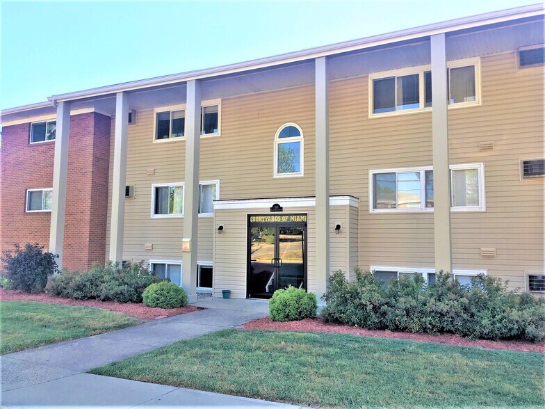 Building Photo - 3 E Central Ave