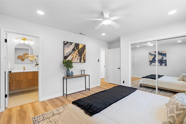 Building Photo - 4605 Beaver Creek Dr