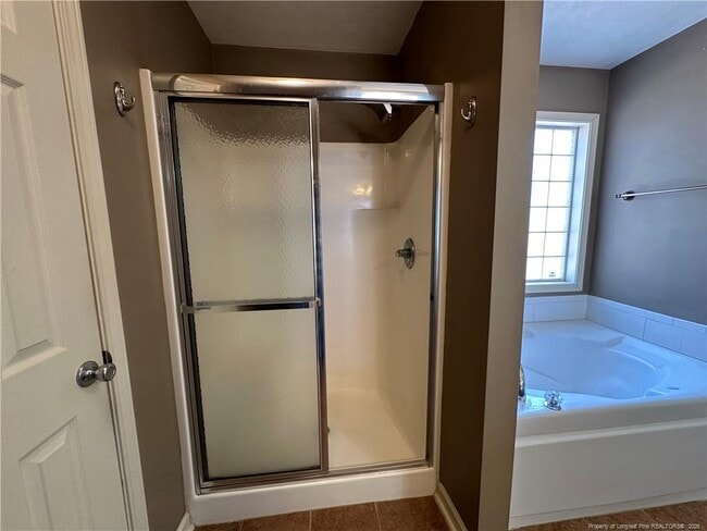 Building Photo - 2401 Camp Lejeune Ct