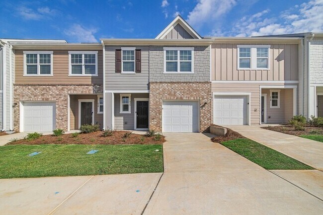 Primary Photo - Fantastic 3bd/2.5ba home! Coming soon!