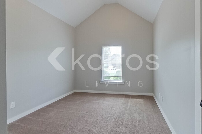 Building Photo - 134 White Oak Cir