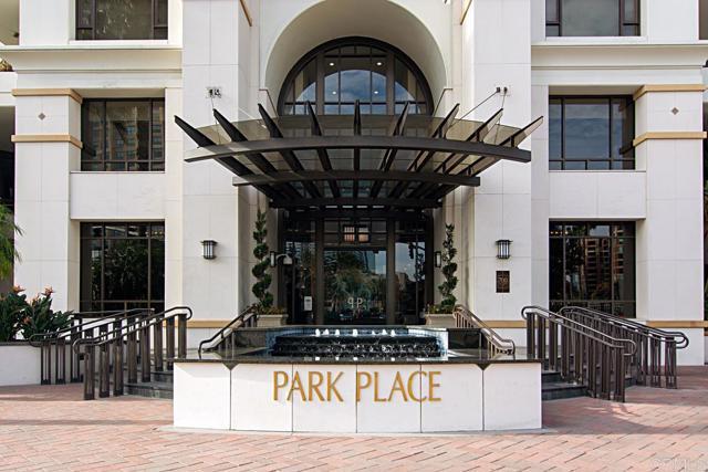 Building Photo - 700 W Harbor Dr