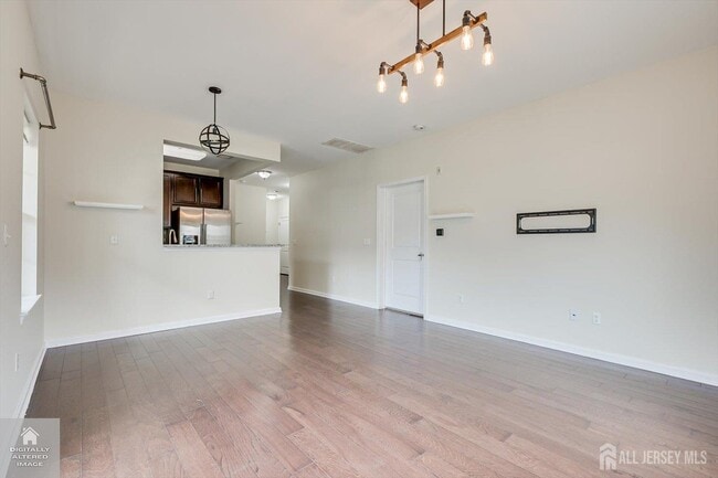 Building Photo - 712 Strassle Wy