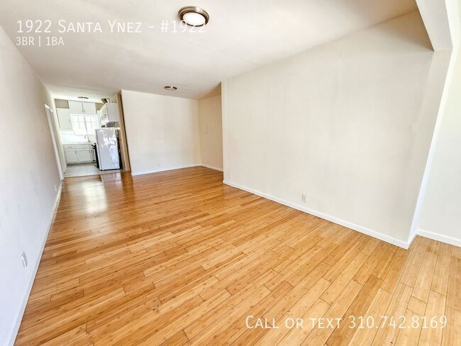 Building Photo - Beautiful 3b/1b unit in your favorite neig...