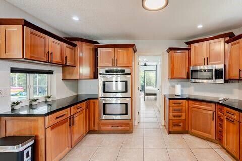 Building Photo - 3672 NW 17th Terrace