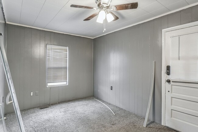 Building Photo - 212 Beaver Rd