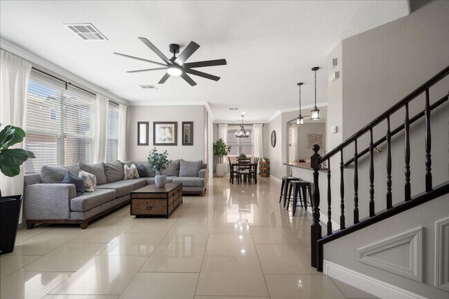 Building Photo - Luxurious, Exceptional Entertaining 5 Bedroom Home Featuring Expansive Indoor-Outdoor Living