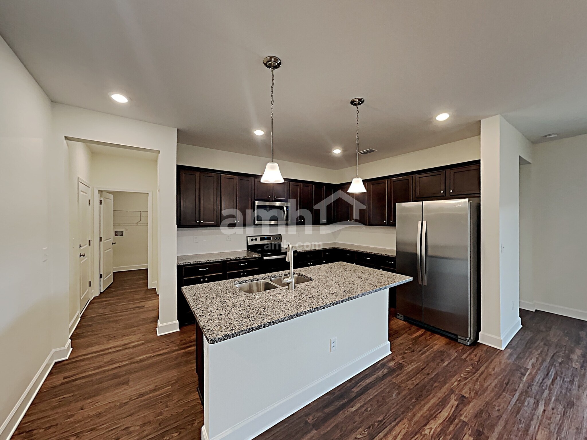 Building Photo - 5718 Hampton Creek Rd