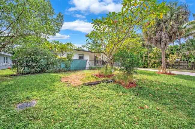 Building Photo - 5096 SW 28th Terrace