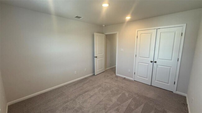 Building Photo - 4620 Modena Bay Bend