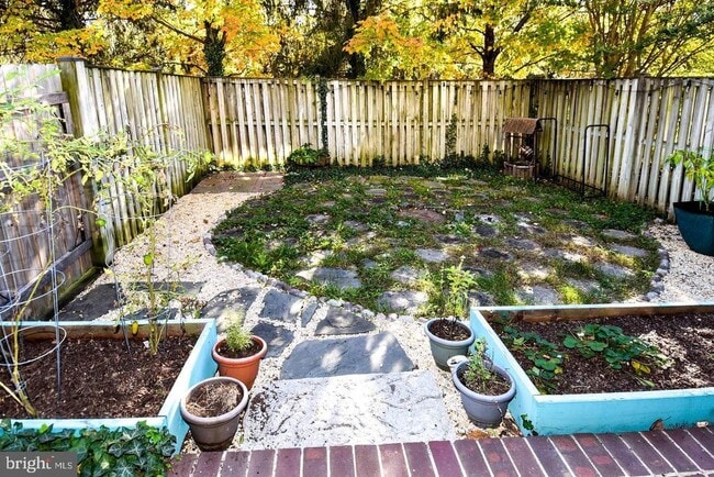 Building Photo - 265 Town Branch Terrace SW