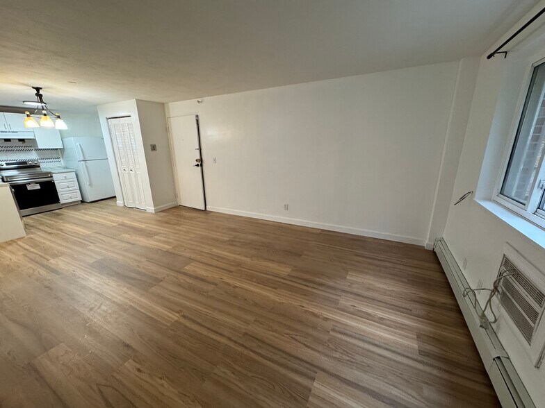 Building Photo - 361 Faneuil St