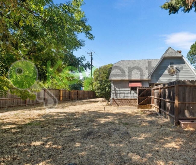 Building Photo - 2905 Garfield Ave