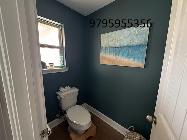 Building Photo - 1202 Brunswick Ct