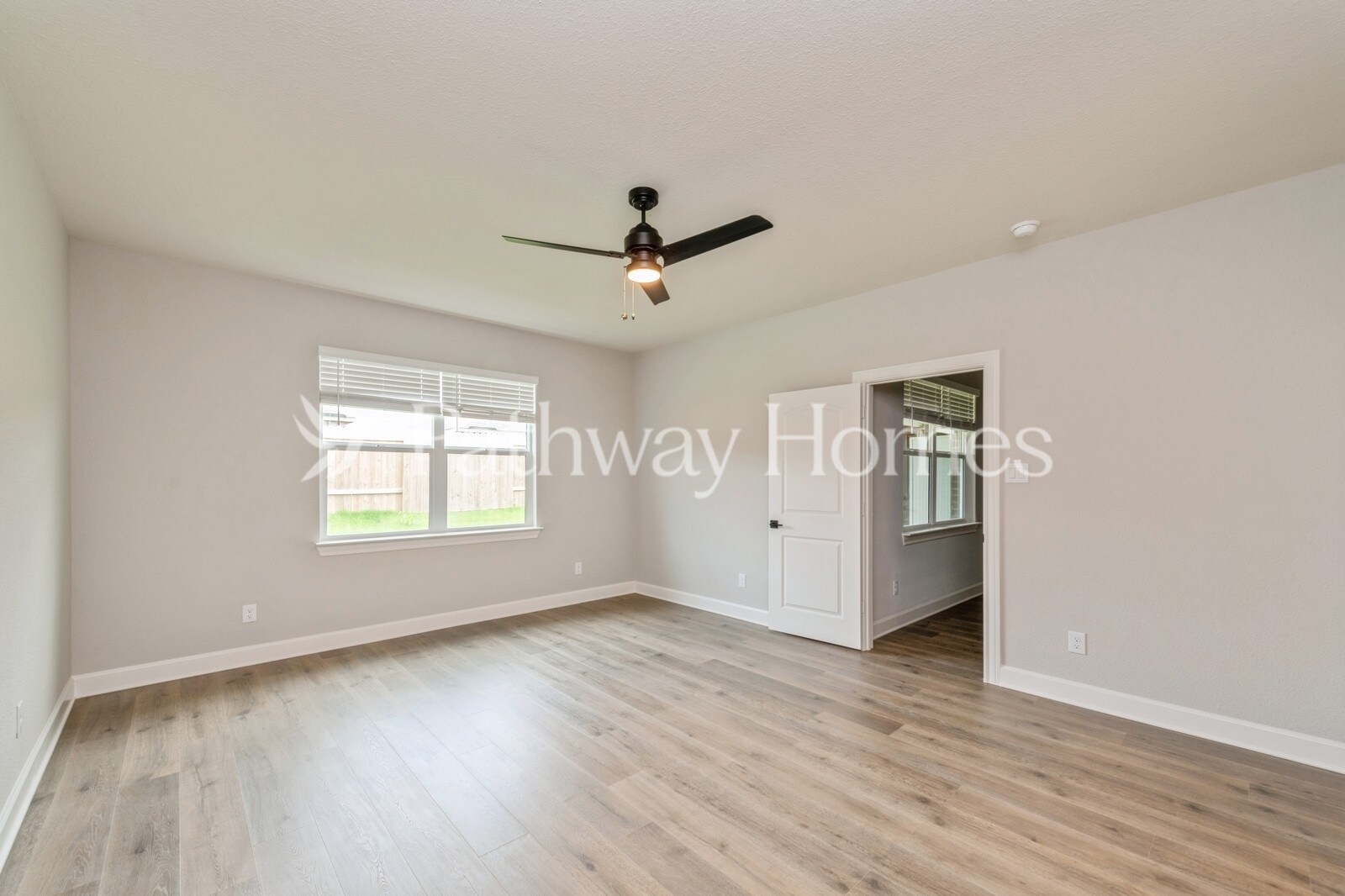 Building Photo - 620 Brookside Dr