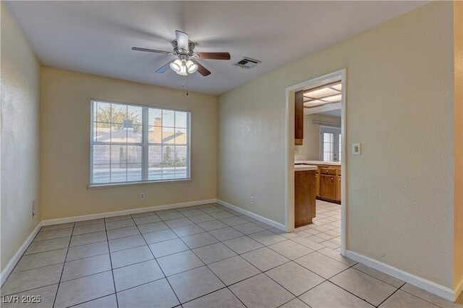 Building Photo - 6270 W Arcadia Ave