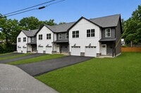 Building Photo - 2010 Park Woods Rd