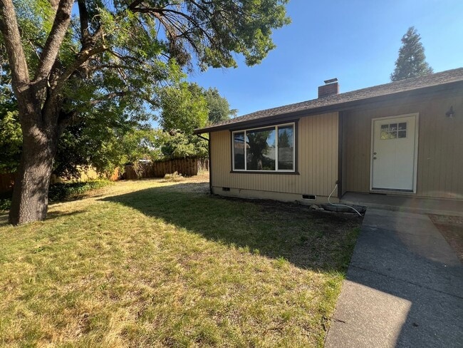 Building Photo - Newly renovated three bedroom home | Available Mid April