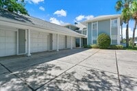 Building Photo - Fabulous Condo in The Pointe!