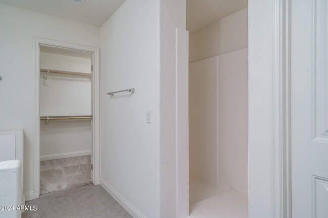 Building Photo - 1627 N 208th Ave