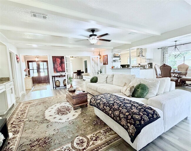 Building Photo - 7146 Bayou Forest Dr