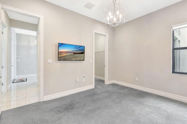 Building Photo - 16317 Cabernet Dr