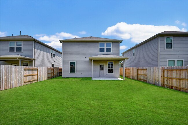 Building Photo - 16642 Teak Mantle Rd