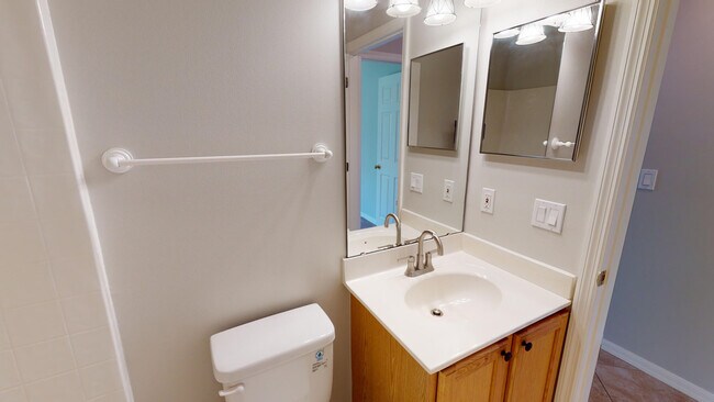 Building Photo - 1281 Berryhill Dr