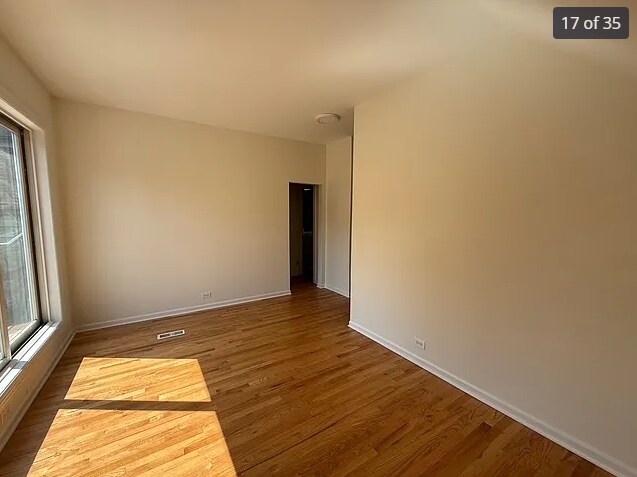 Building Photo - 3706 N Wilton Ave