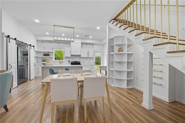 Building Photo - 1278 Plaza Ave SW