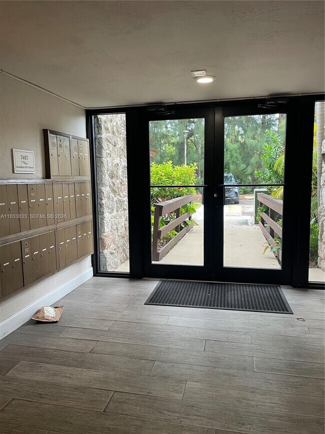 Building Photo - 7487 SW 82nd St