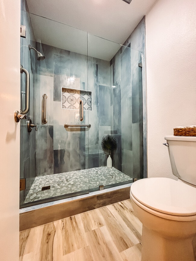 Building Photo - 29 Almond Tree Ln