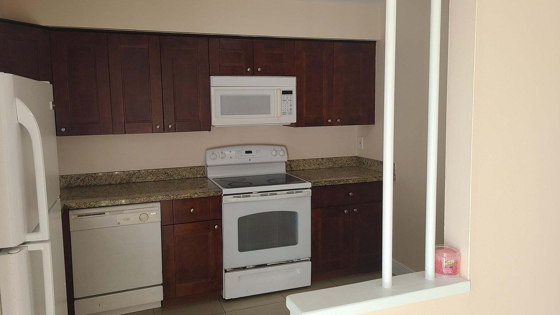 Building Photo - 1803 Wharf Ln