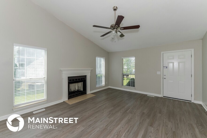 Building Photo - 106 Creekside Ct