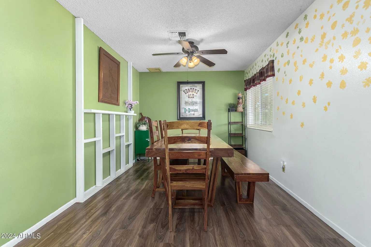 Building Photo - 716 E Hackamore St