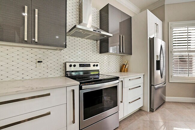 Building Photo - 7167 Ivy Crossing Ln