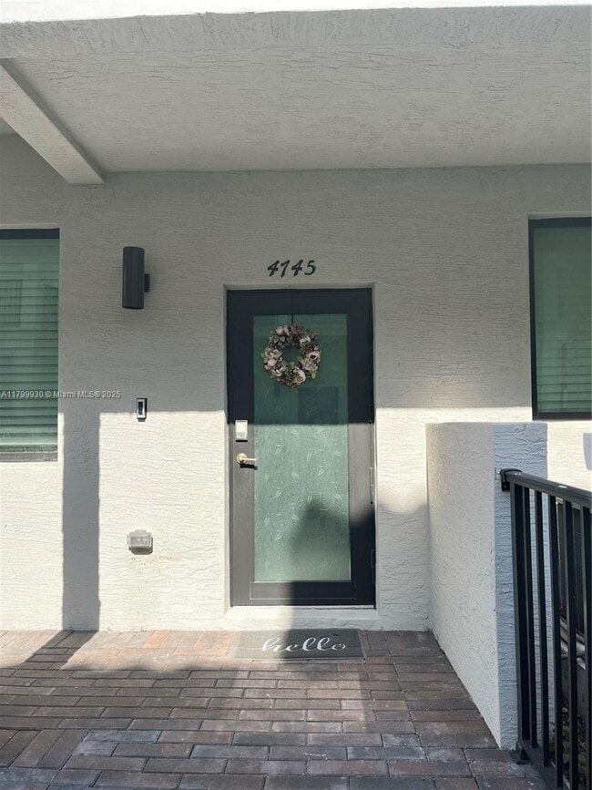 Building Photo - 4745 NW 83rd Pkwy