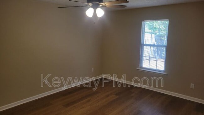 Building Photo - 858 Pawley Ct