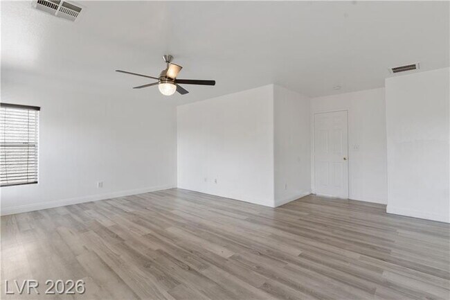 Building Photo - Beautiful North Las Vegas