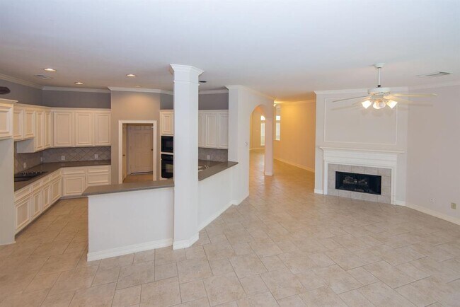Building Photo - 2313 Echo Harbor Dr