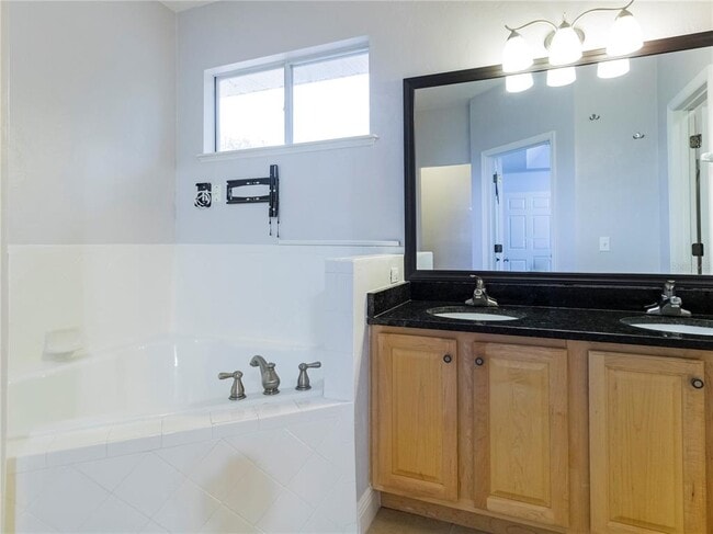 Building Photo - 14001 NW 9th Rd