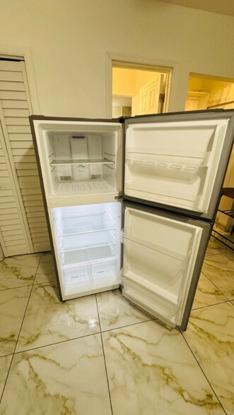 Building Photo - 1055 NW 153rd St