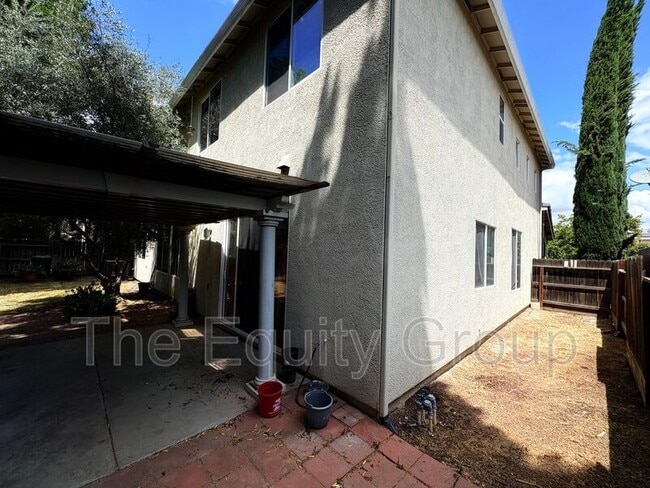 Building Photo - 3047 W Harold Ct