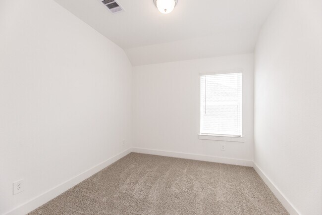 Building Photo - 7819 Cattail Shallows Ln