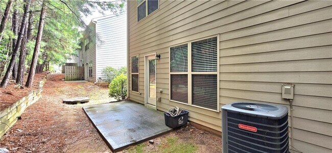 Building Photo - 631 Justins Pl Ln