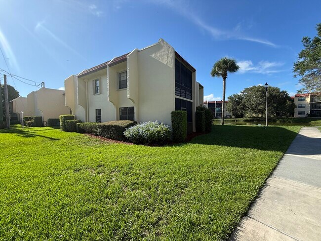 Building Photo - 2050 Oleander Blvd